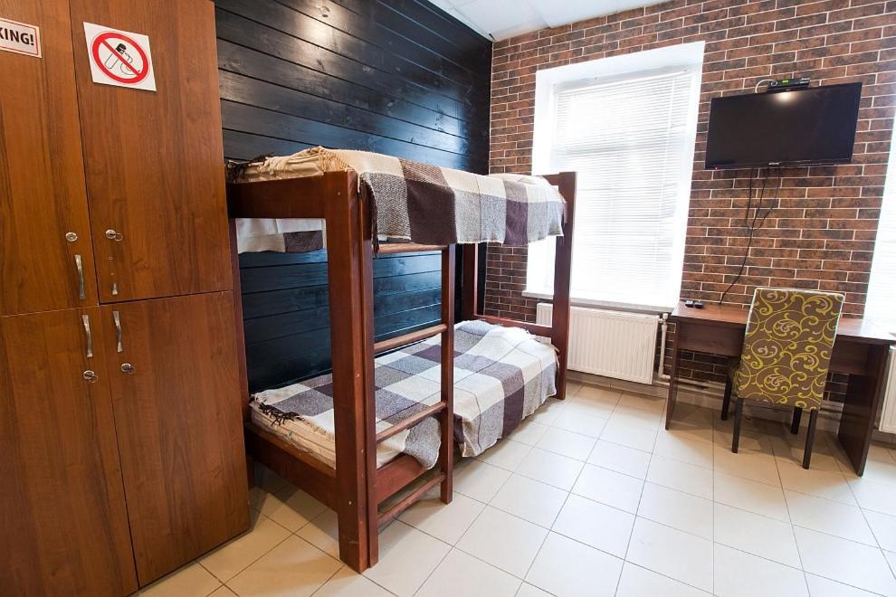 Tsentr Hostel Vinnytsja Buitenkant foto