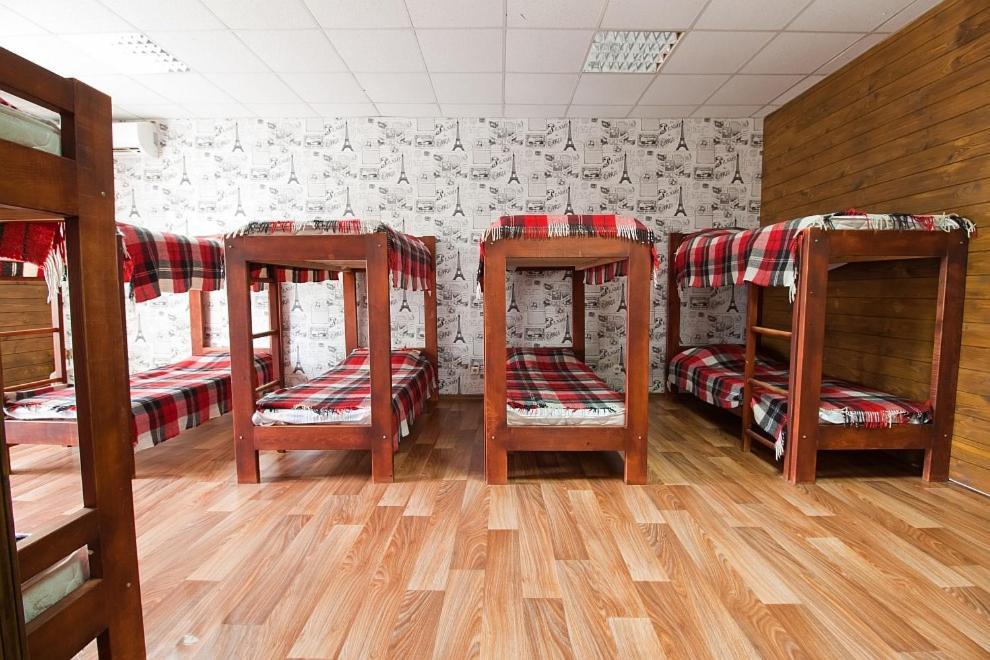 Tsentr Hostel Vinnytsja Buitenkant foto