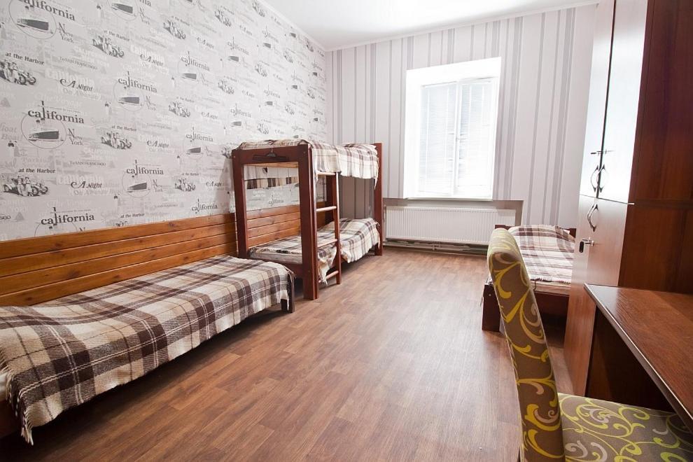 Tsentr Hostel Vinnytsja Buitenkant foto
