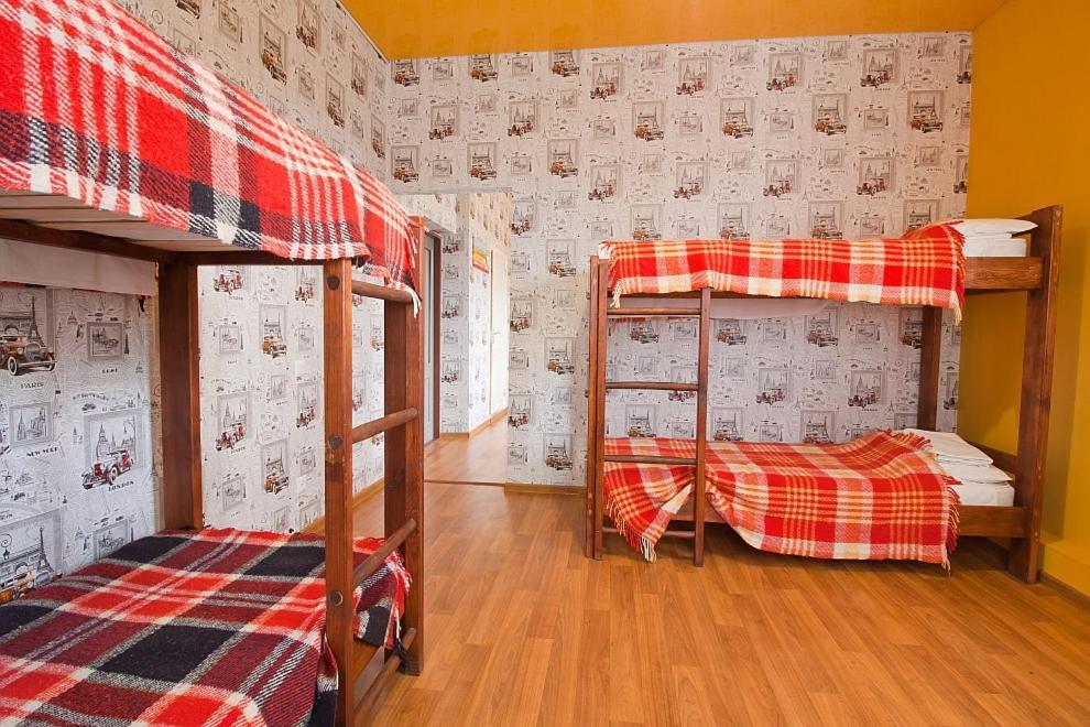 Tsentr Hostel Vinnytsja Buitenkant foto
