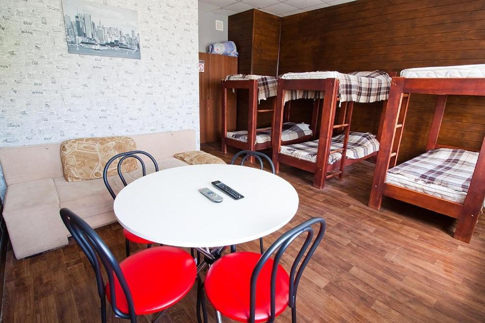Tsentr Hostel Vinnytsja Buitenkant foto
